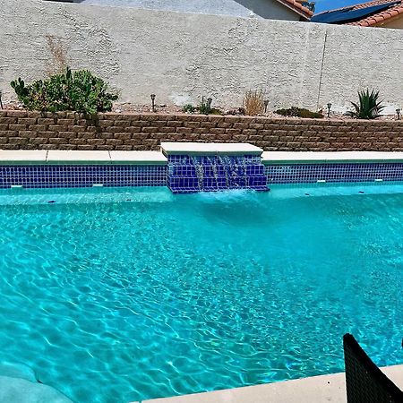 Amazing Heated Pool And Private Hot Tub 3Br In Heart Of Lv Villa Las Vegas Eksteriør billede