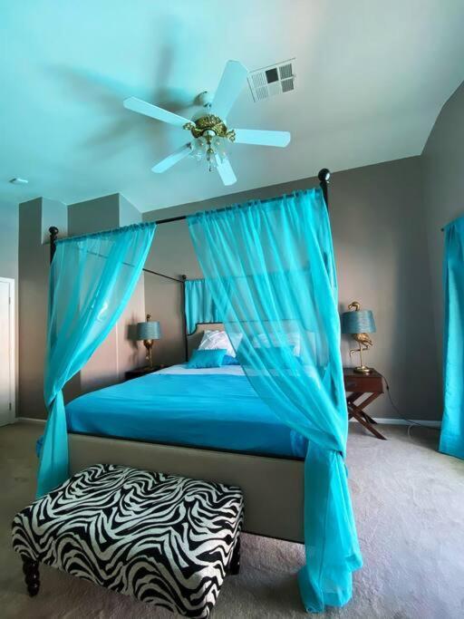 Amazing Heated Pool And Private Hot Tub 3Br In Heart Of Lv Villa Las Vegas Eksteriør billede